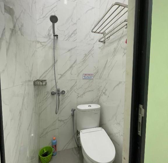 호텔 Oyo 93412 Kost Irma Syariah