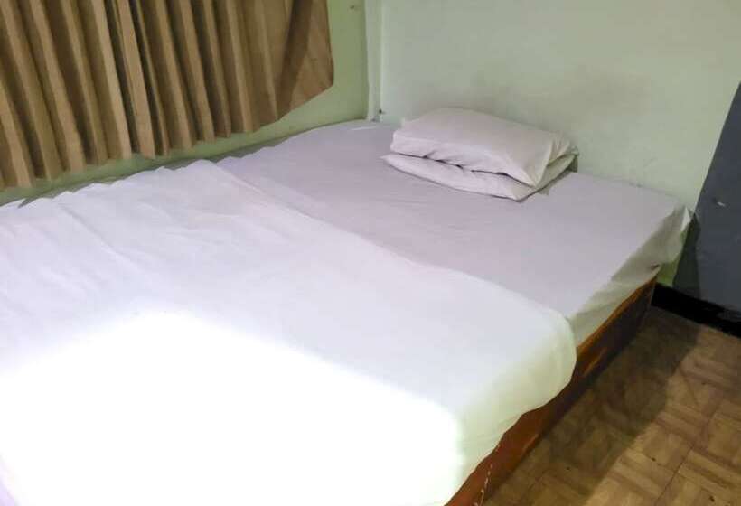 호텔 Oyo 93415 Pondok Kula Rumbih Syariah