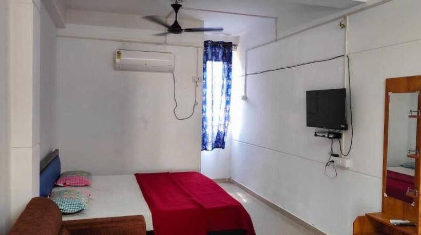 Отель Oyo Flagship Heaven Stay