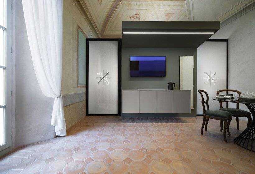 فندق Palazzo Giusti Suites And Spa