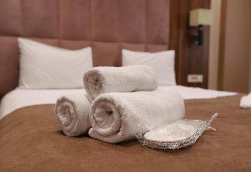 בית מלון כפרי Park Suite