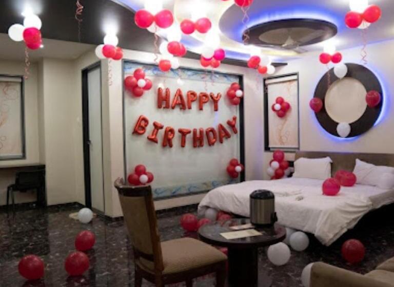 Hotel Pearl Palace Rajkot