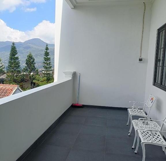 ホテル Pesona Halimun