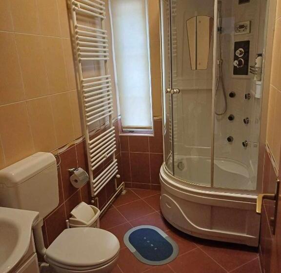 هتل Rooms Service Pasage Tuzla