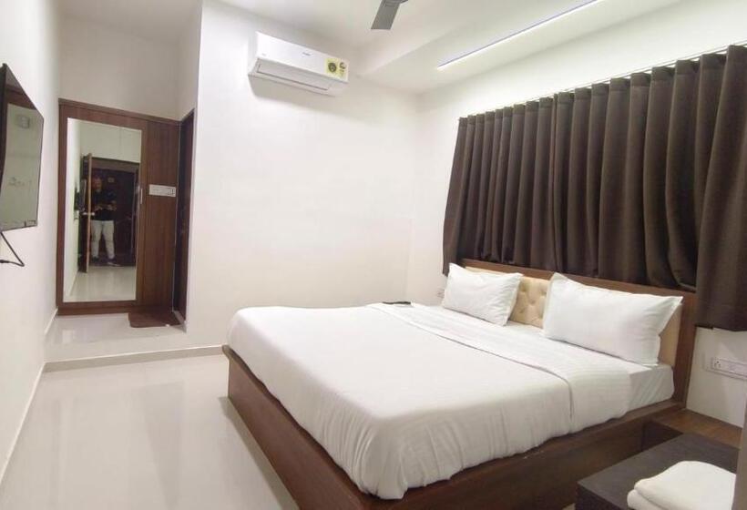 בית מלון כפרי Rudra