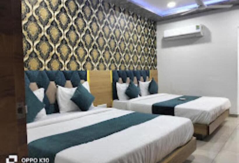 בית מלון כפרי Rudra Palace, Anand