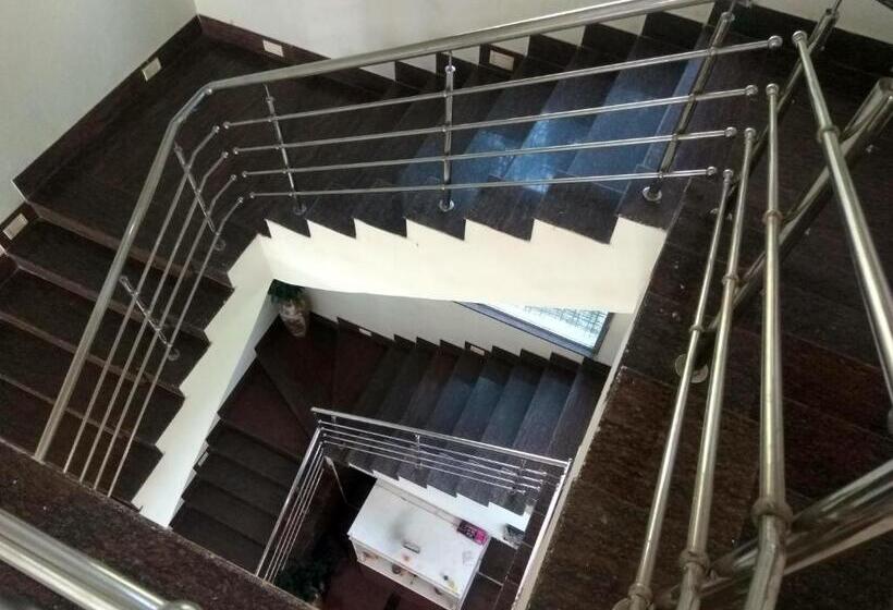 בית מלון כפרי Saikrupa