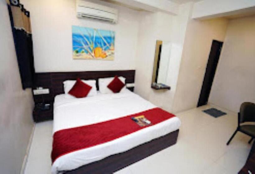 Hotel Sk,gujrat
