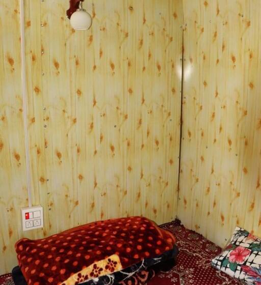 酒店 Snow Moon Cafe & Resort