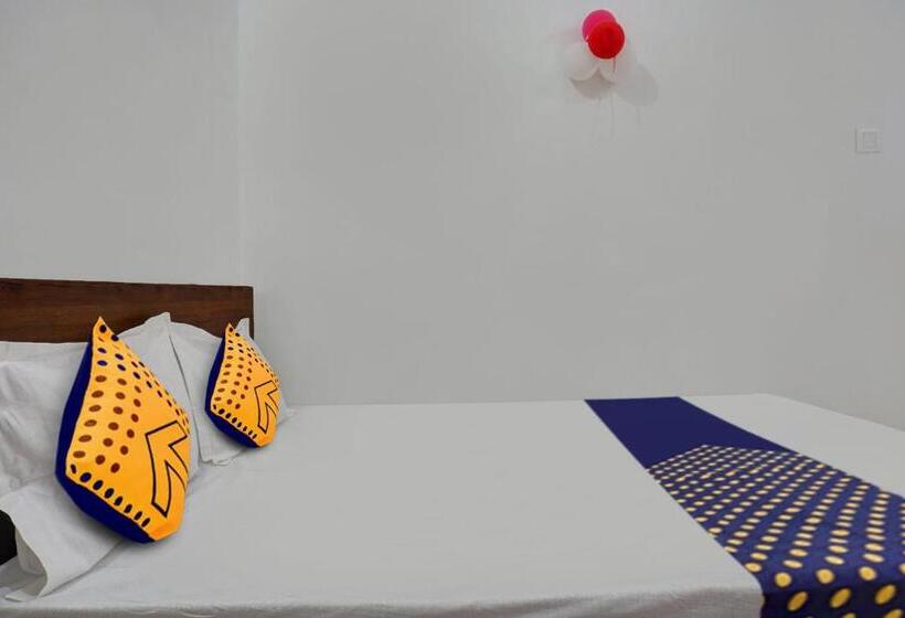 فندق Spot On Diwanji Resort