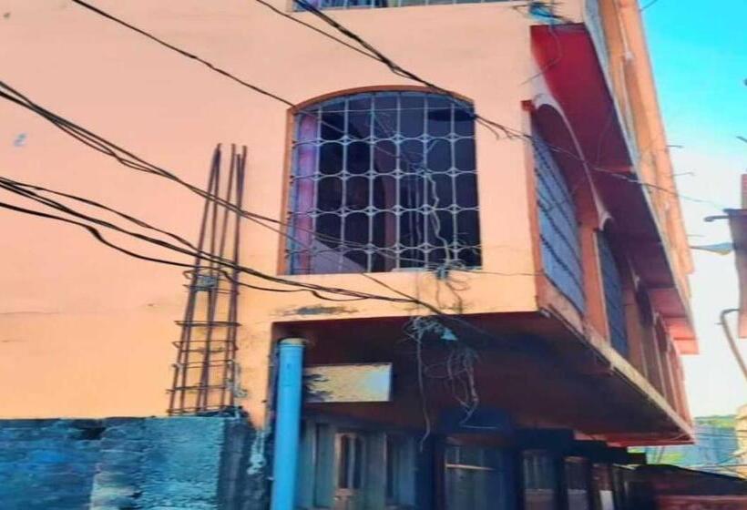 ホテル Spot On The Elite