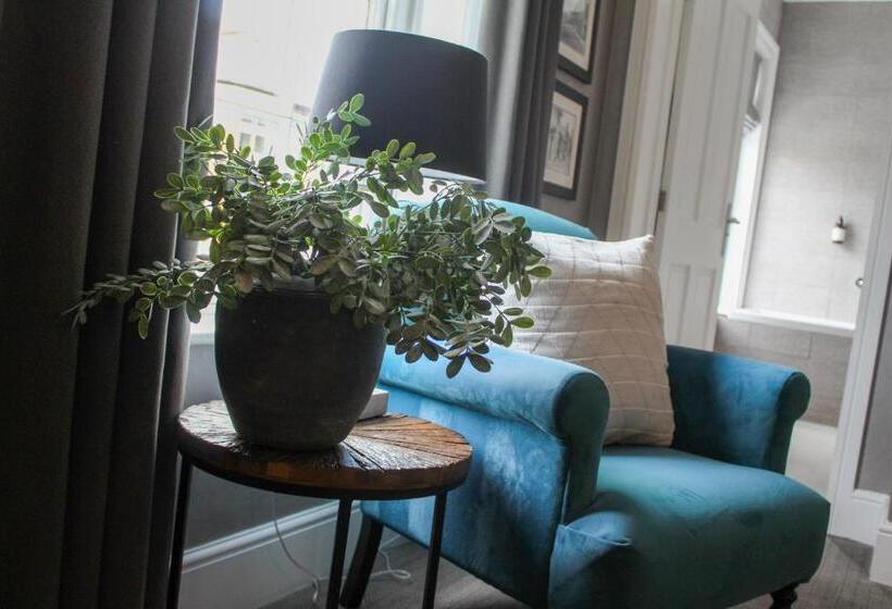 酒店 Stay On The High Street