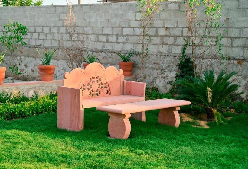 فندق The Peace  A 2bhk Luxury Private Pool Villa