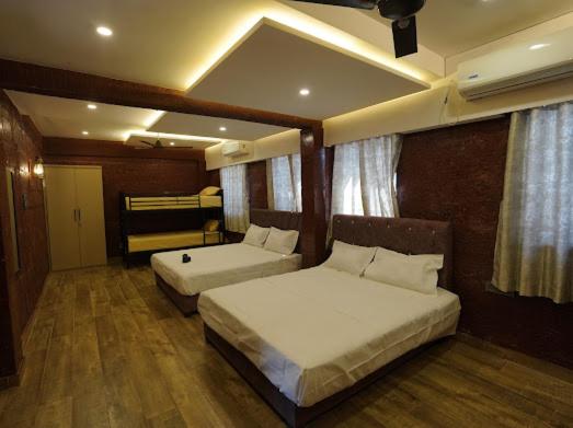 فندق V & D Resort