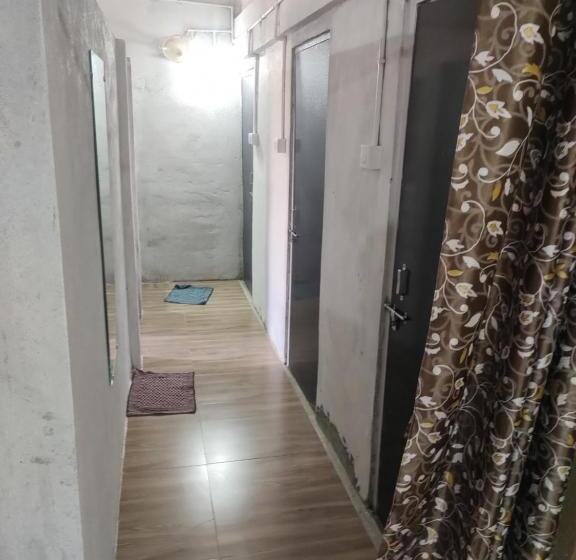 בית מלון כפרי Vasant Bamboo Cottage