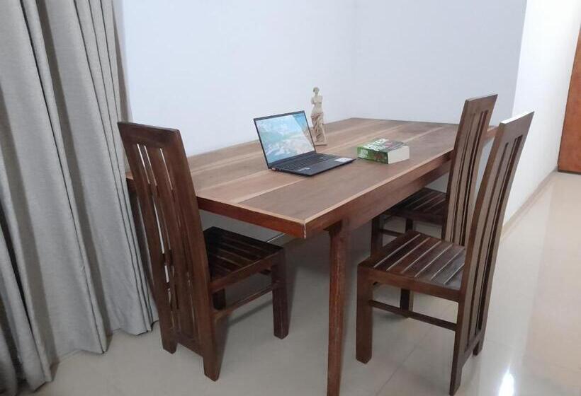 호텔 Villa Sanasika