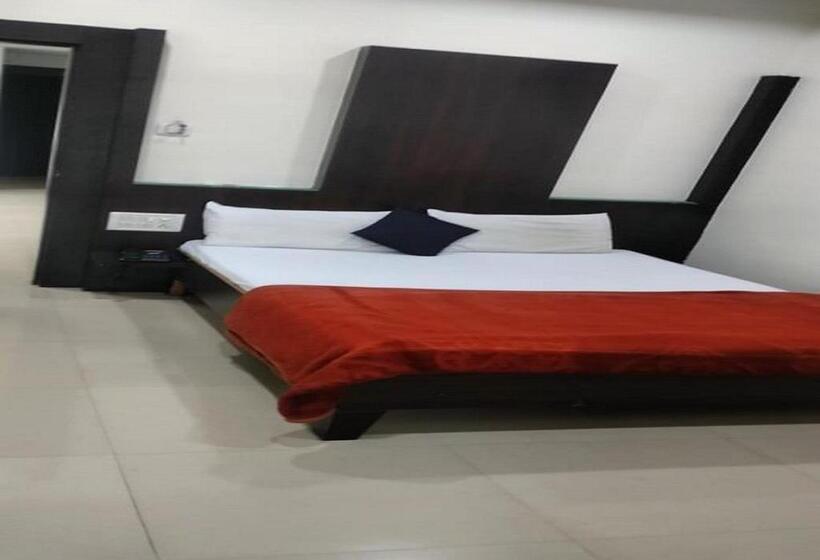 فندق Vyankatesh Washim