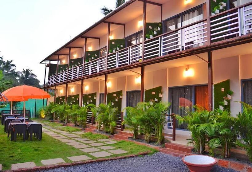 בית מלון כפרי Yogitree Beach Resort & Cafe