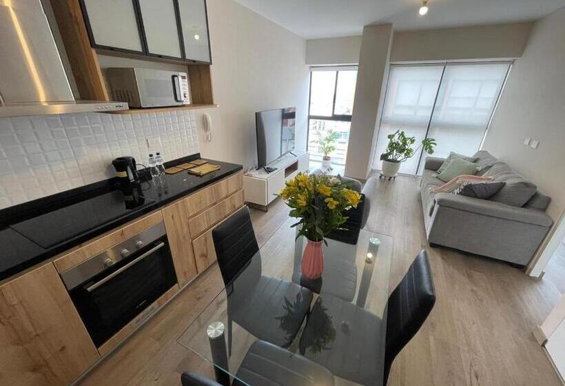 Monterrico Polo Aparts   Cerca A La Embajada De Usa