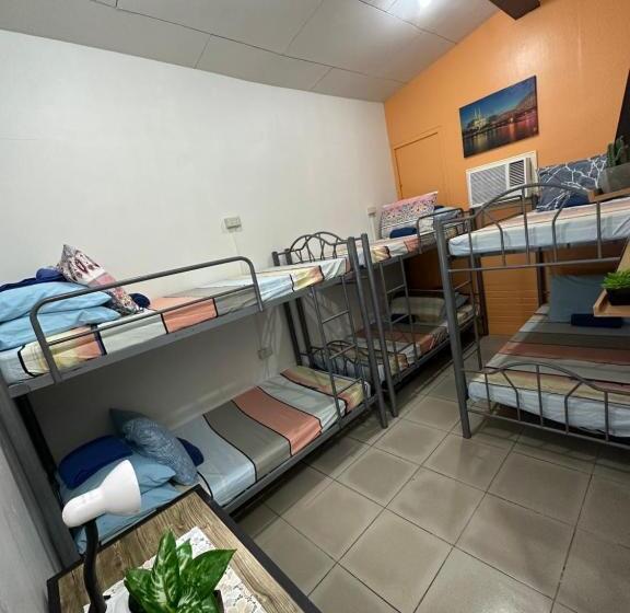 Nappers Hostel