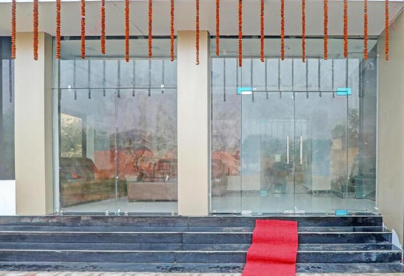 Oyo Flagship Hotel Awadh Viram