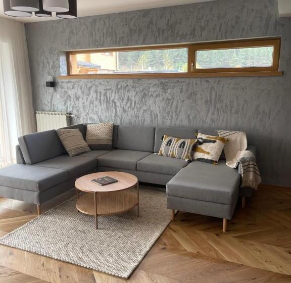 פנסיון къща за гости лиственица 1