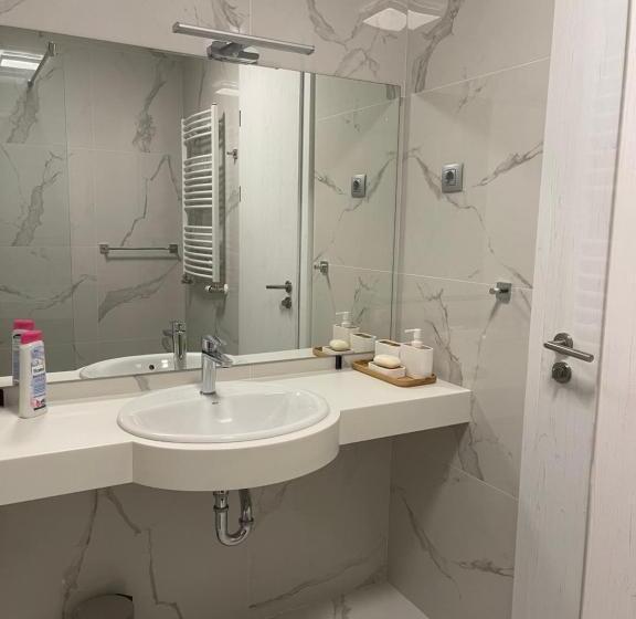 פנסיון къща за гости лиственица 1