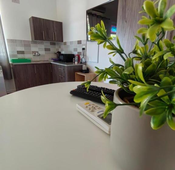 Pensione Carrington Guesthouse