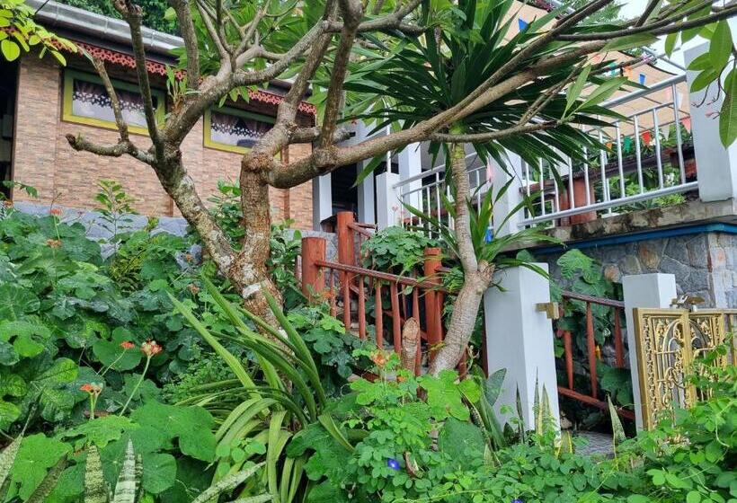 膳宿费 Angel House