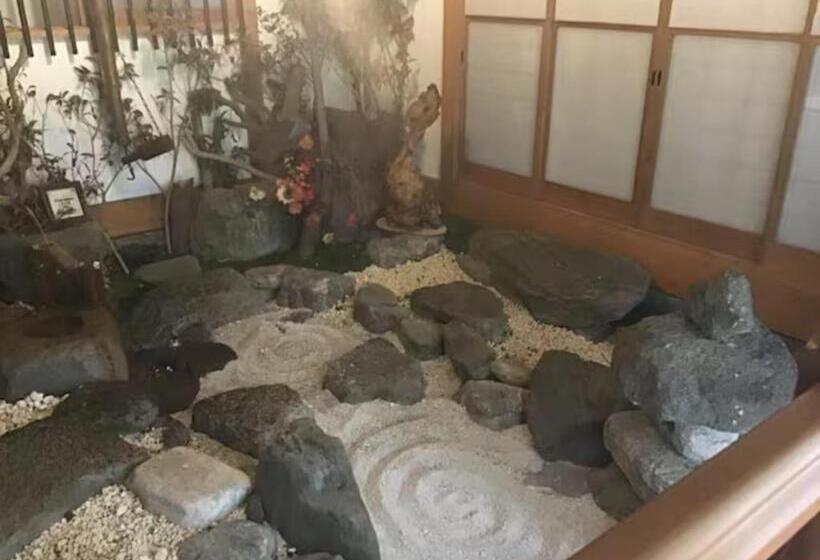 פנסיון Cozy Inn Free Shuttle Service