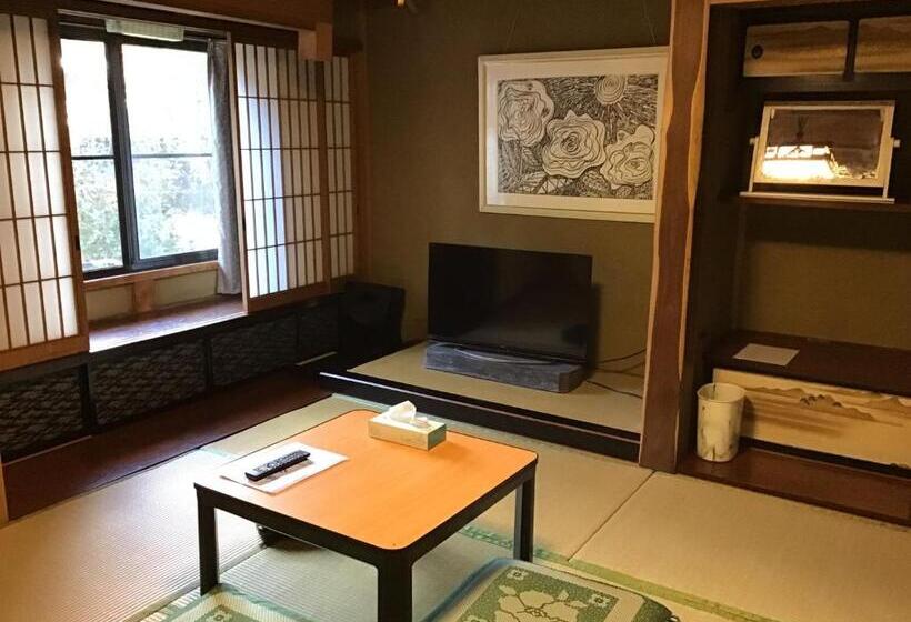 פנסיון Cozy Inn Free Shuttle Service