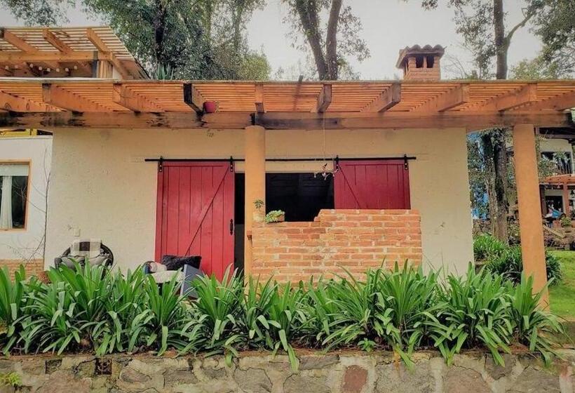 بنسيون Granero De Las Joyas, Valle De Bravo