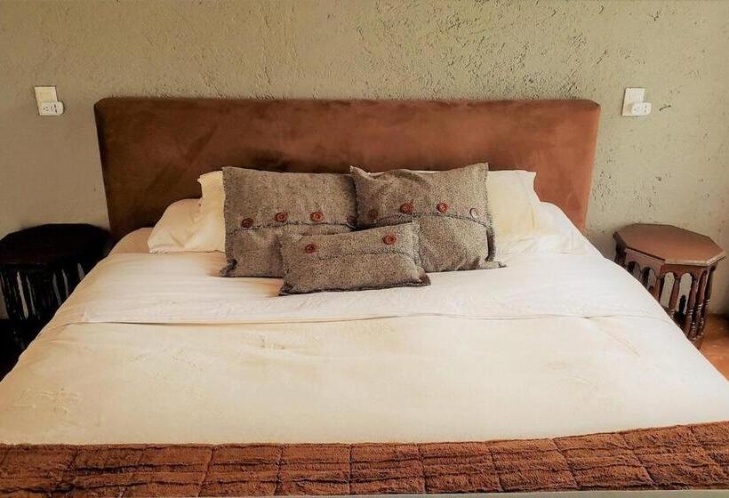 بنسيون Granero De Las Joyas, Valle De Bravo