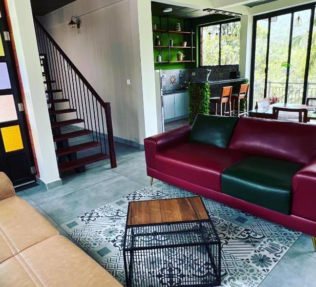 Пансион Heartland Mist