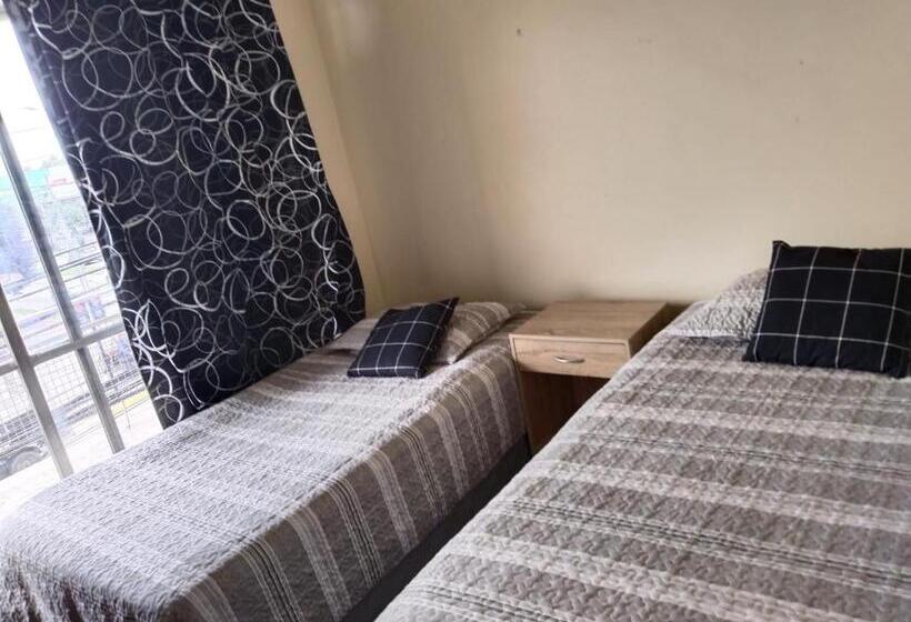 ペンション Hostal Donde Gabriel