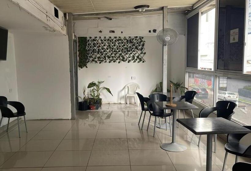 膳宿费 Hostal Georgina