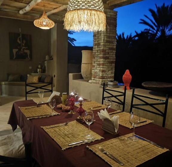 Пансион Hôte Sahara & Spa Tadighoust