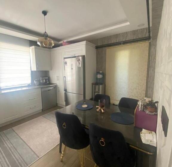 פנסיון Konuk Evi