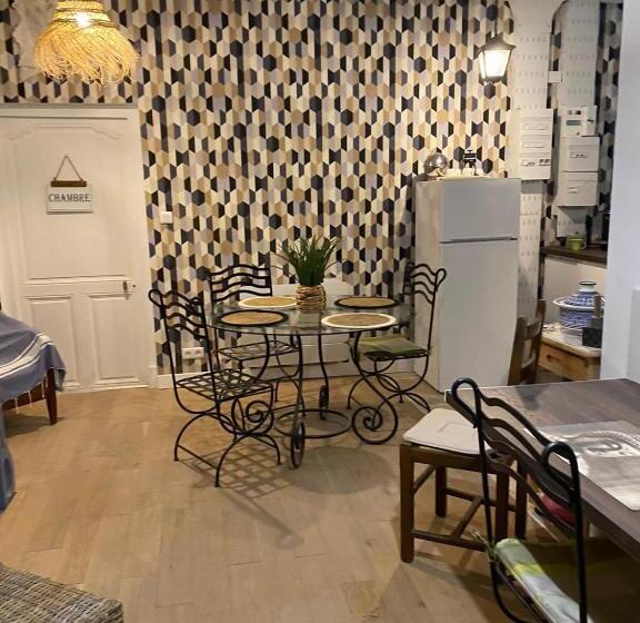 膳宿费 La Suite Du Docteur Privey   Free & Secure Park Bike