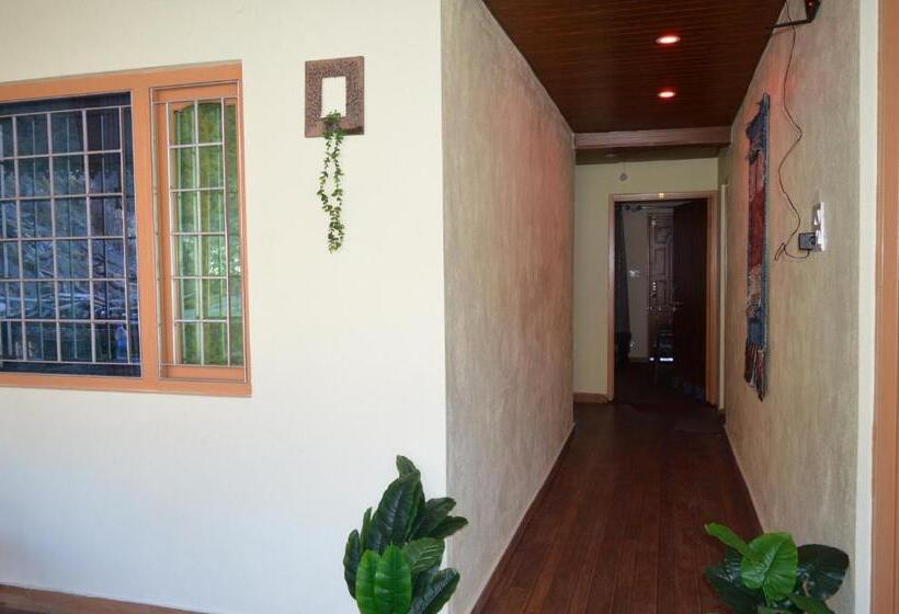 펜션 Laxmi Narayan Homestay Harshil