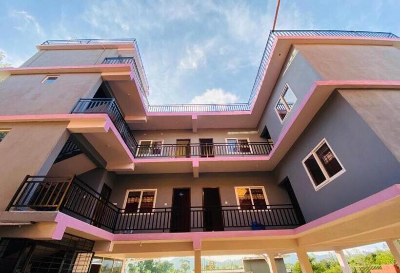 פנסיון Misty Coorg Greens