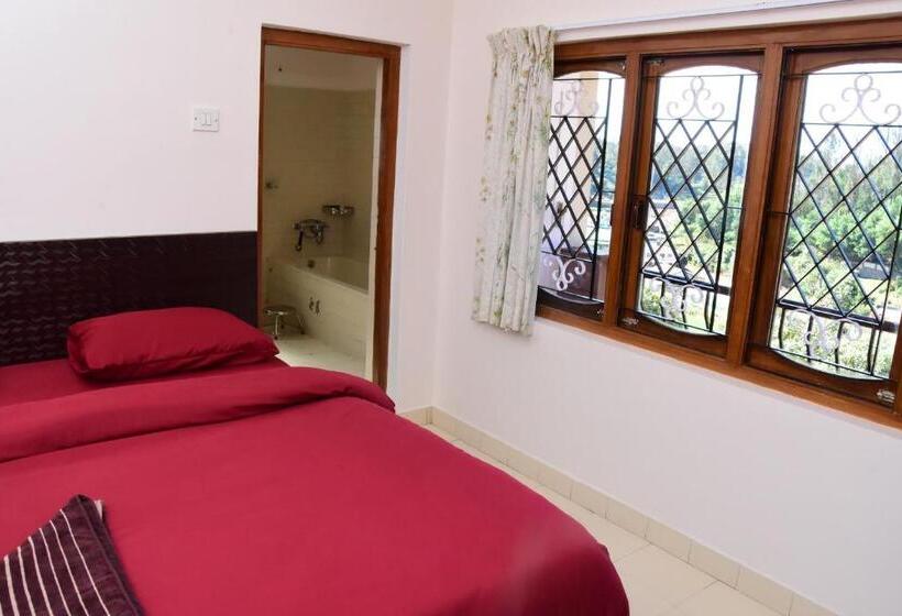 پانسیون Rosewood Annexe1