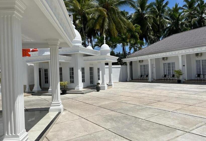 بنسيون Savannah Guest House