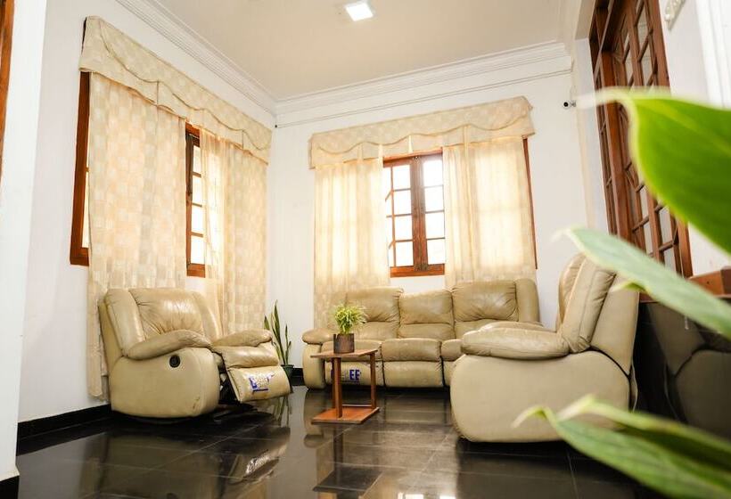 פנסיון The Anam Hostel