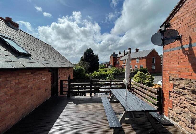 פנסיון The Green Dragon