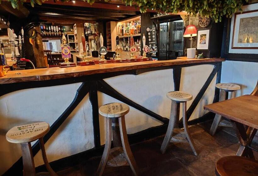 פנסיון The Green Dragon