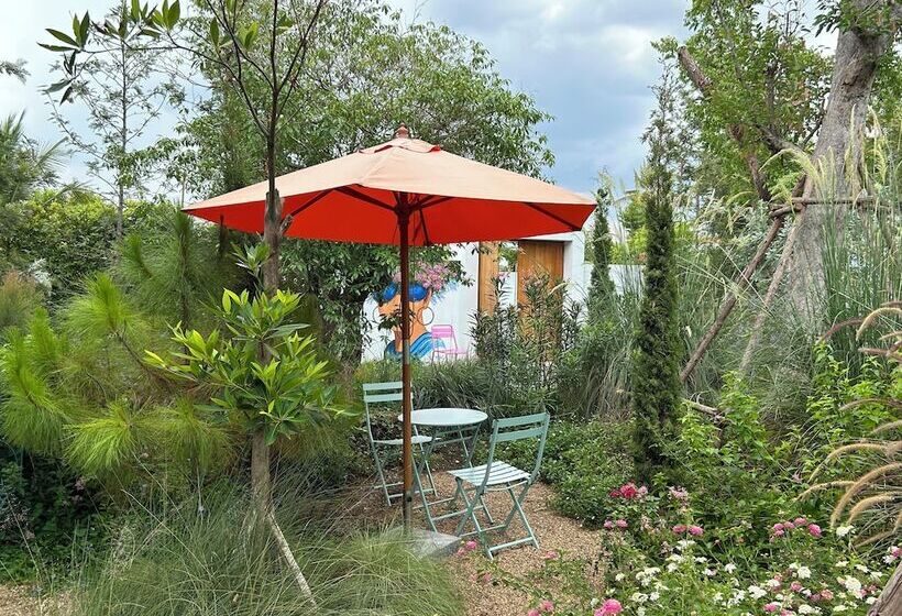 Rakmak Kan Resort & Cafe