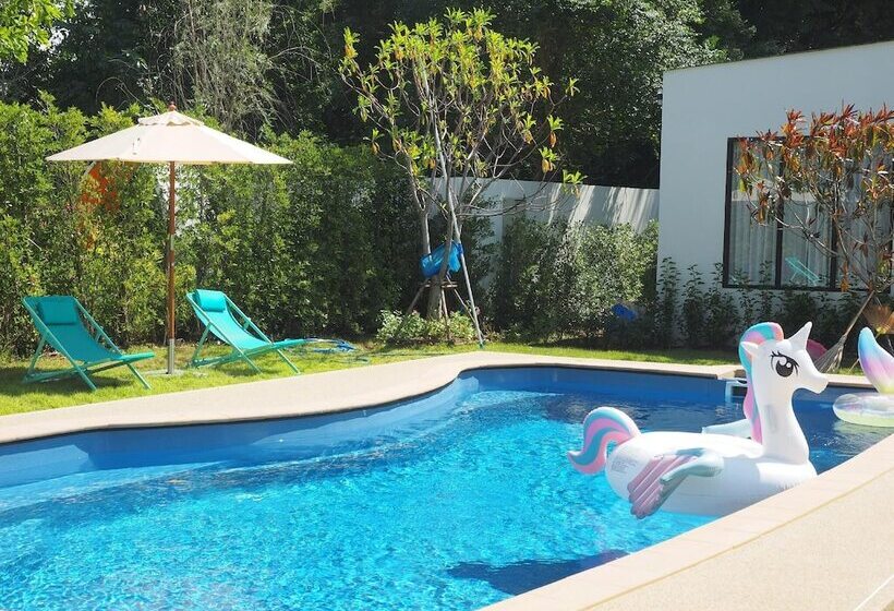 Rakmak Kan Resort & Cafe