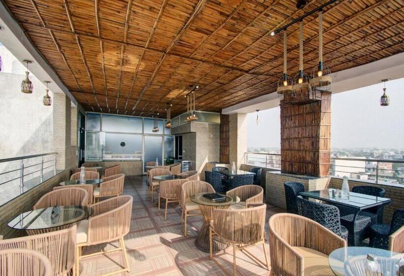 בית מלון כפרי O Rasuj