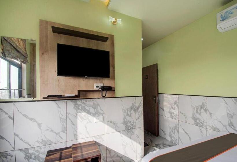 בית מלון כפרי O Rasuj